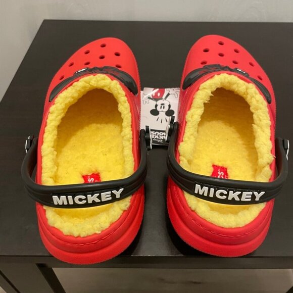 CROCS CLOG DISNEY MICKEY MOUSE SZ 5J RED YELLOW FUZZY LINED KAWAII ICONIC MICKEY - Picture 6 of 16